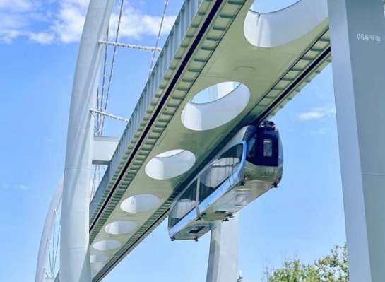 國內首條空軌線路！采用方大軌道交通屏蔽門系統的武漢光谷觀光線正式開通運營